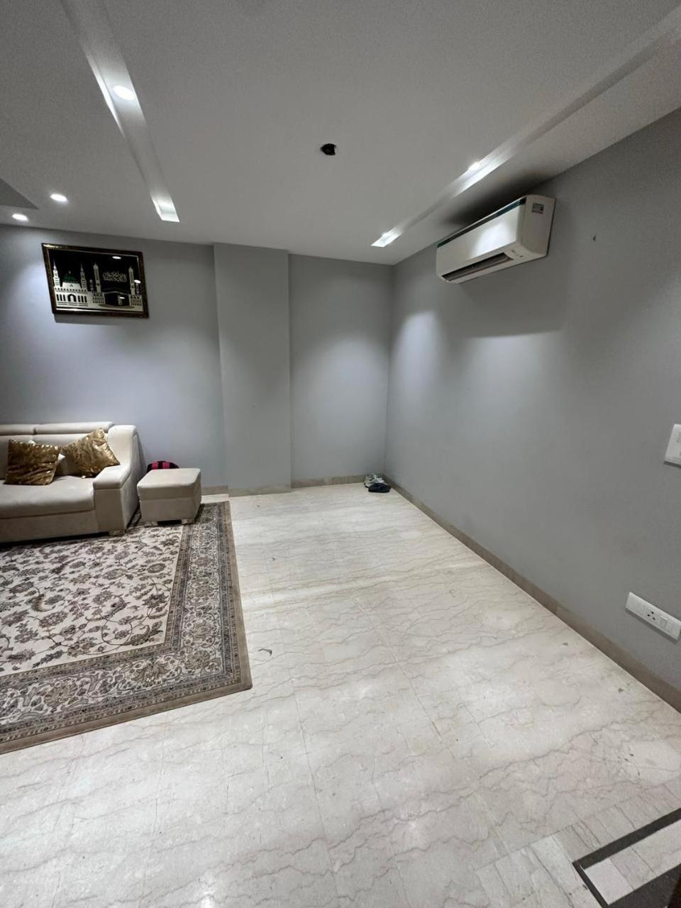 The Lutf Homestay New Delhi
